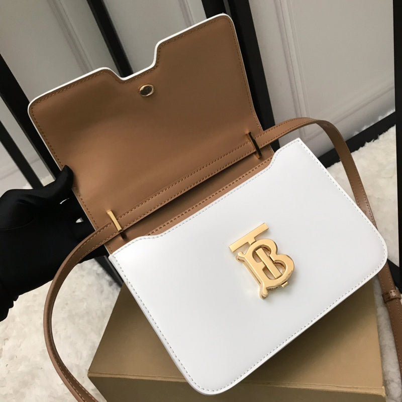 Ziva's Charm handbag – product shot (one versatile size)