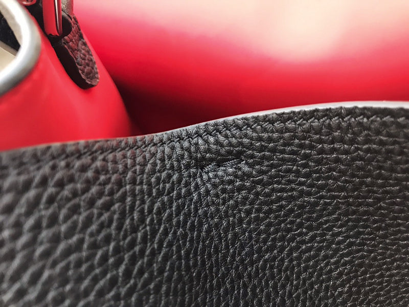 Ziva's Charm handbag – interior view (36cm*9cm*39cm)
