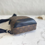 Styled lifestyle shot of premium everyday-luxe women's handbag – women's luxury handbag