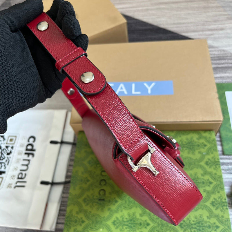 Close-up detail of chic classic women's handbag – women's luxury accessory