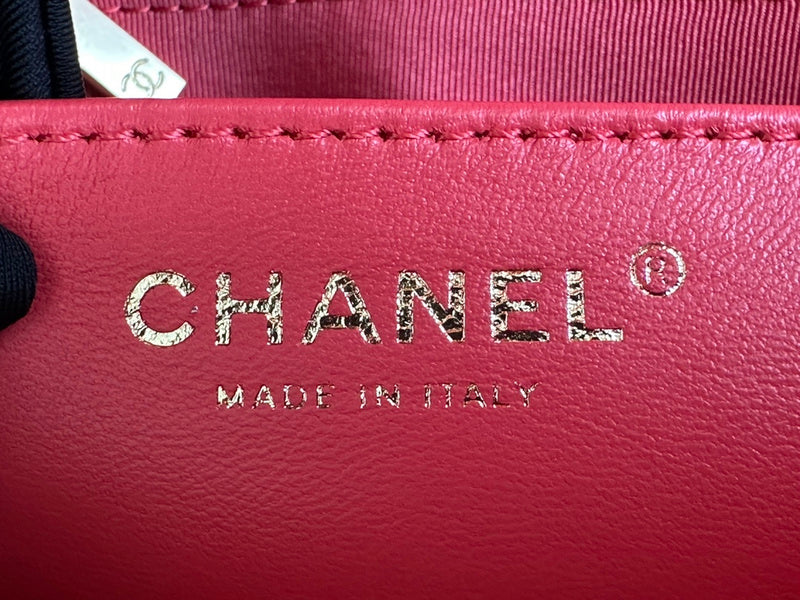 Zivas Charm Streamlined Design Designer Handbag (Premium Everyday Carry) – Close-Up Detail
