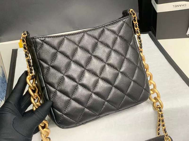 Zivas Charm Refined Structure Luxury Handbag (Signature Shape & Finish) – Interior View
