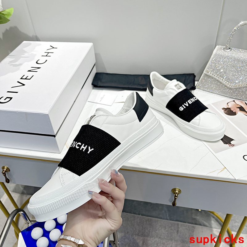 Givenchy shoes Style 039 - back heel detail