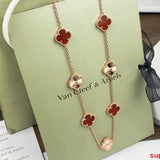 Front view of Van Cleef & Arpels unisex jewelry piece