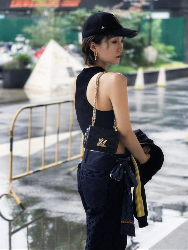  Statement tote bag carried on shoulder 22