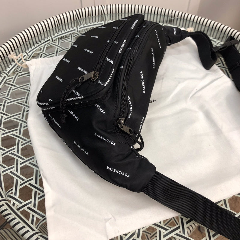 Back view of polished chic women's handbag – women's premium purse