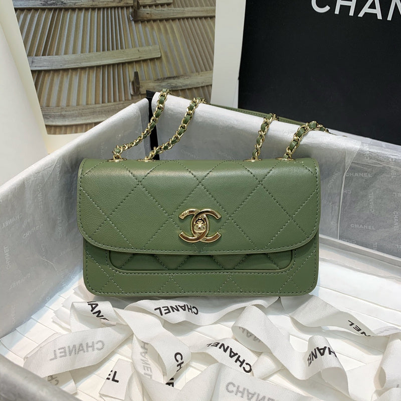  women's handbag, mid design, view 9