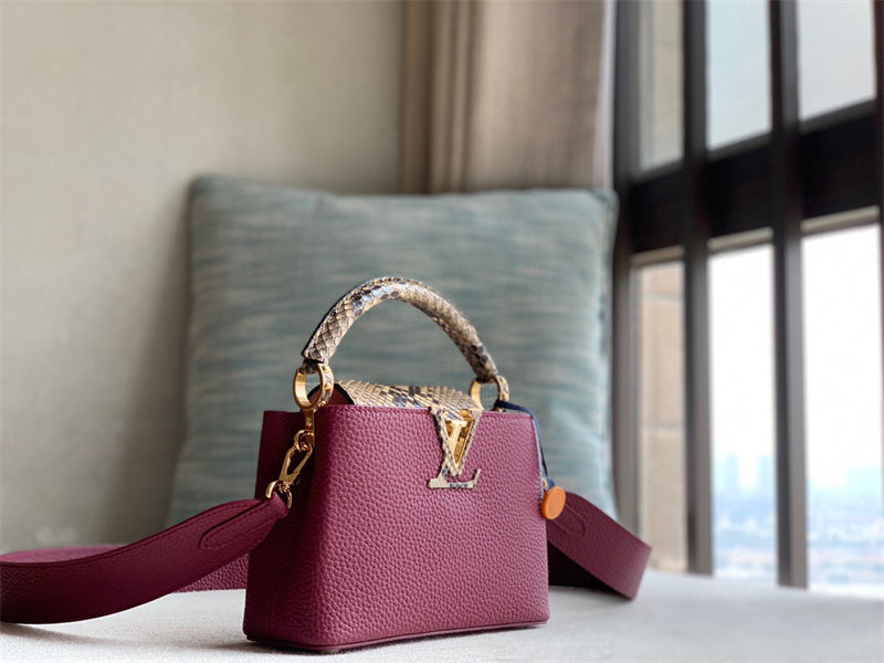  Timeless shopper bag carried on shoulder 10