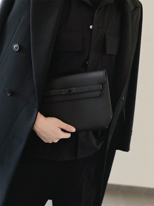  shoulder bag interior and compartment view