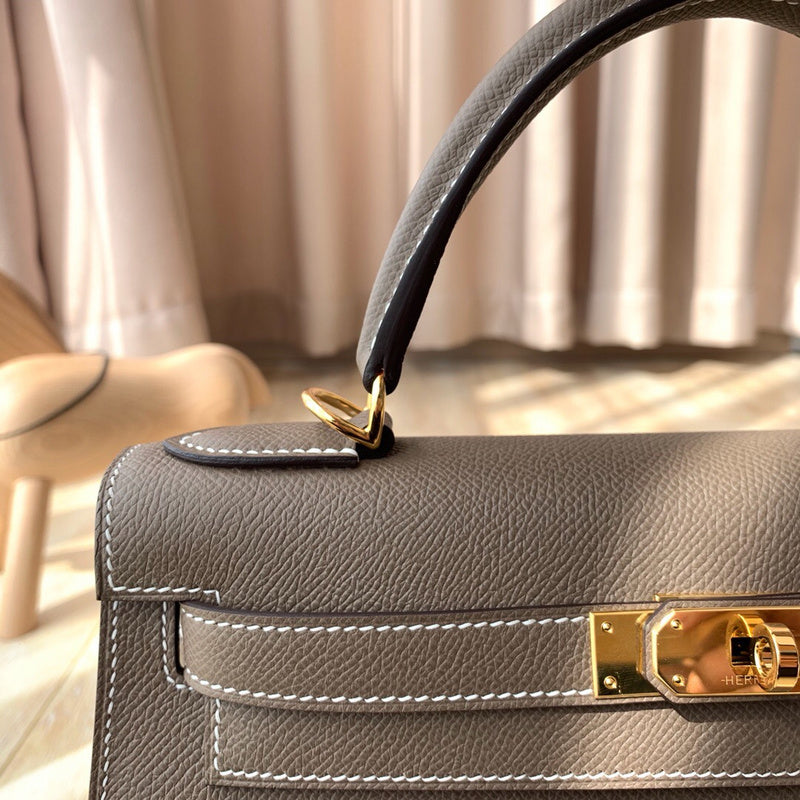  crossbody bag close-up of hardware and finish