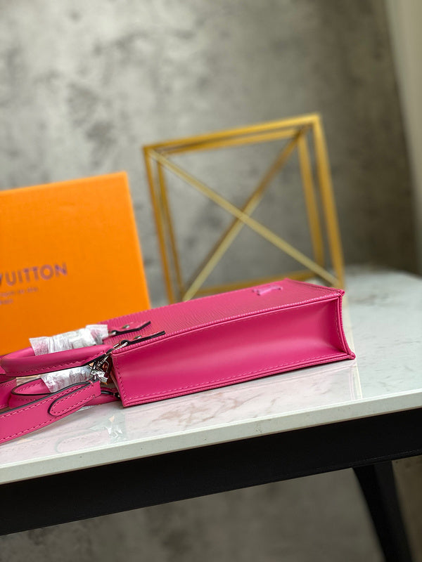 Styled lifestyle shot of everyday-luxe classic women's handbag – women's statement bag