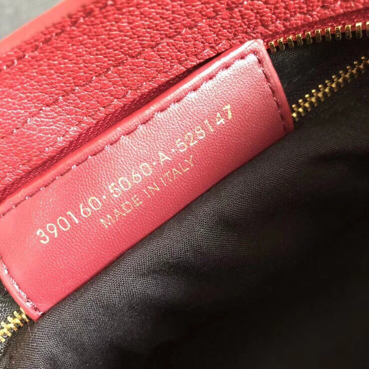 Elegant Premium PU Leather Handbag - Statement Silhouette | Women's Premium Handbag #973 - texture close-up (image 9) of designer-inspired handbag