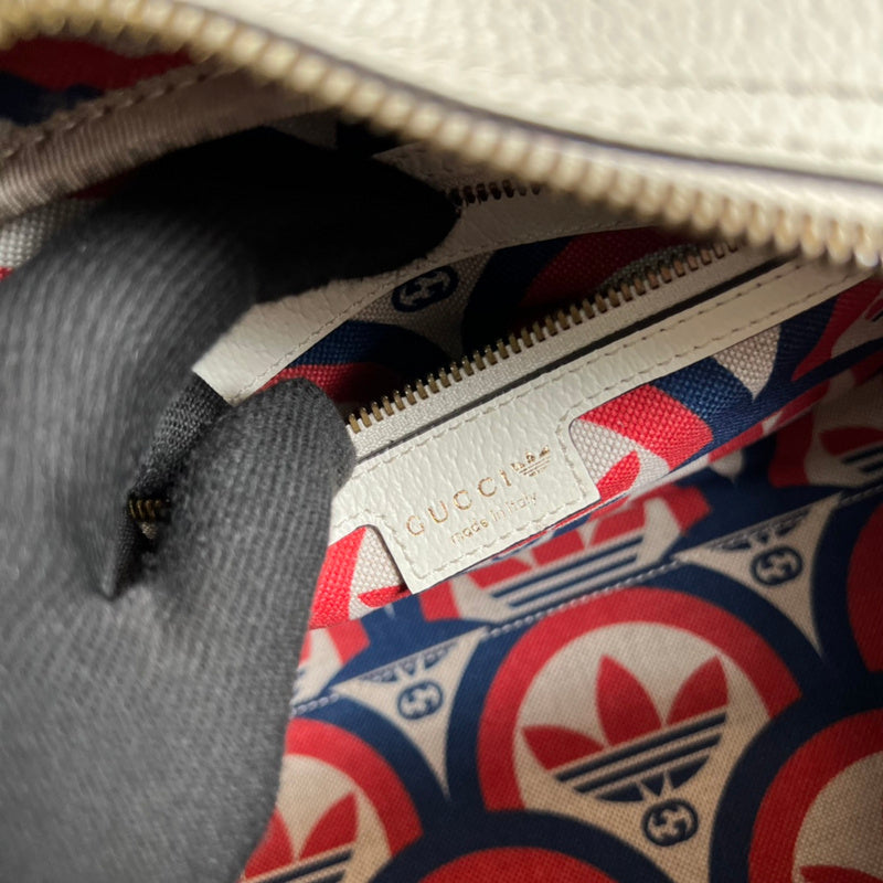 Close-up detail of sleek structured women's handbag – women's premium purse