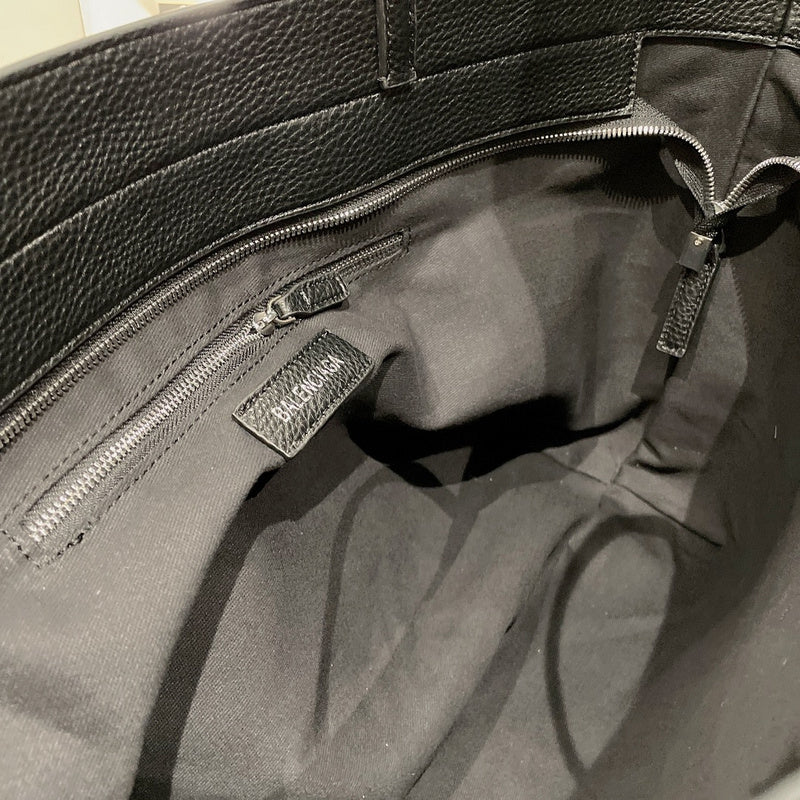 Ziva's Charm handbag – styled view (one versatile size)