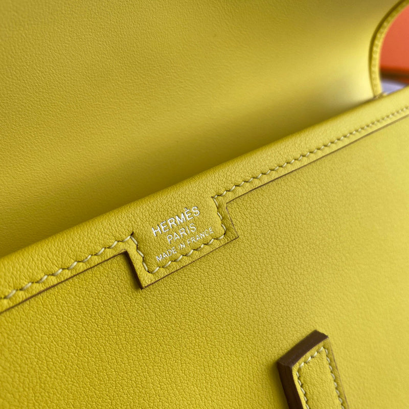 Classic bag women's premium everyday handbag