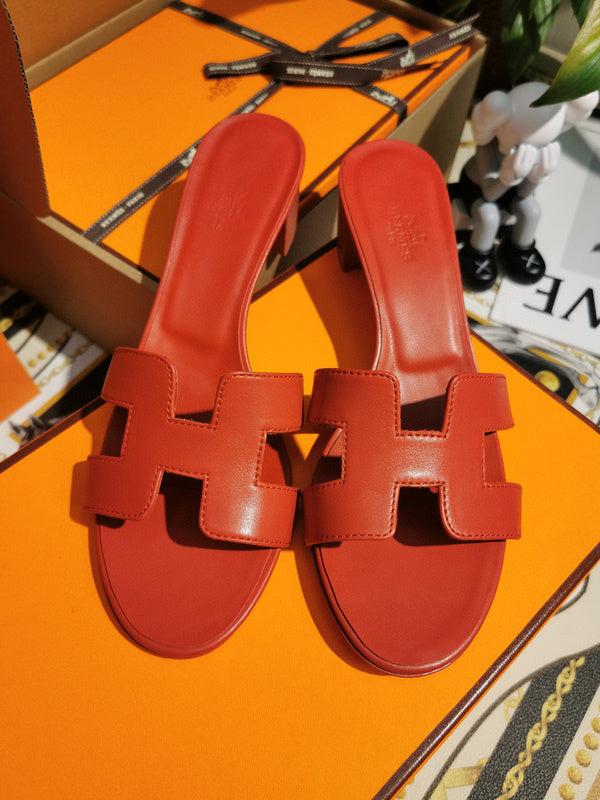 Hermès Grey Ankle Strap Sandals - Sole Detail View