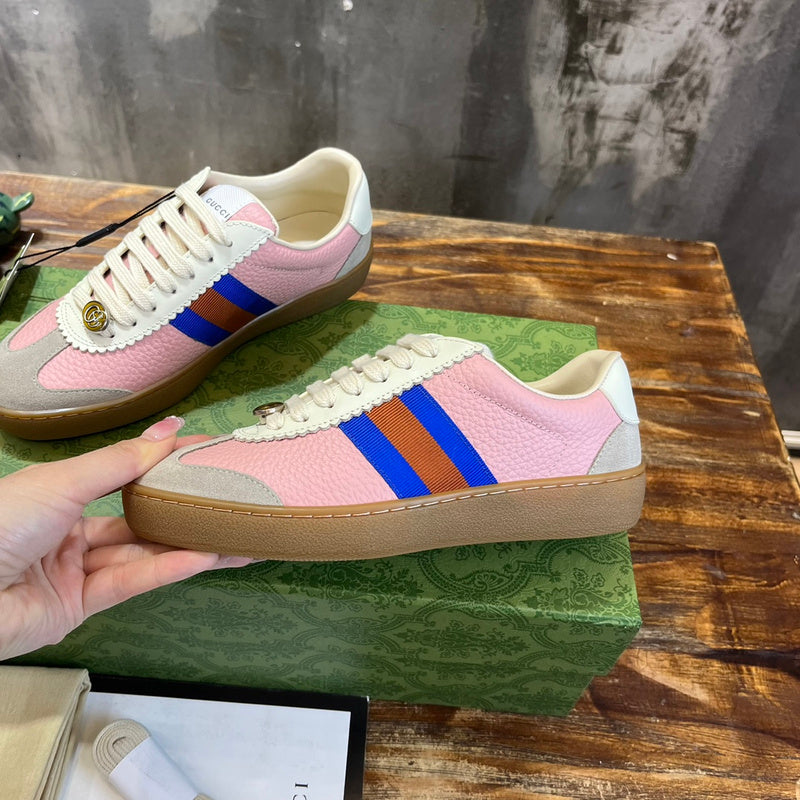 Gucci classic monochrome luxury sneakers view 10 low-top design