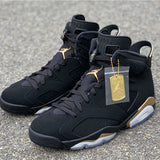 Nike Men's & Women's Premium Designer Sneakers — Style 010 detail view