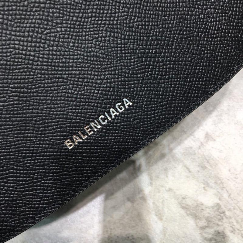 Sophisticated Premium PU Leather Handbag - Versatile Everyday Design | Women's Designer-Inspired Purse #821 - hardware and detail close-up (image 5) of designer-inspired handbag