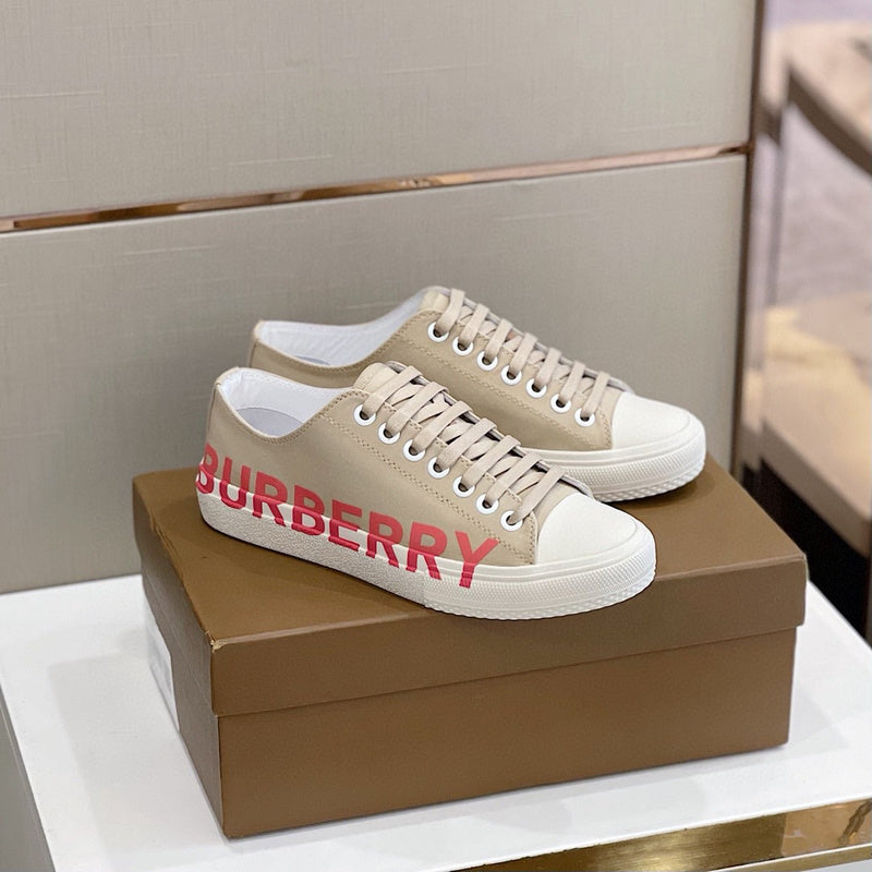 Burberry shoes Style 169 - sole and craftsmanship detail