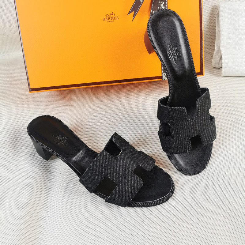Hermes sandals Style 021 - angled studio shot