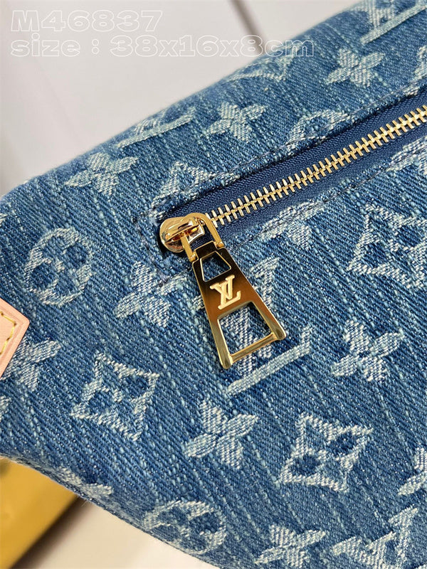  graceful structured bag detail view showing craftsmanship 8