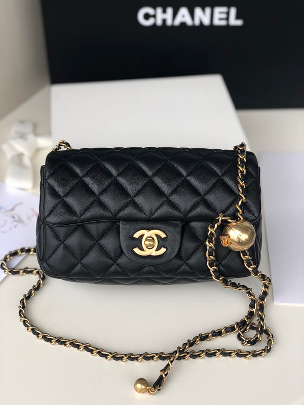  mid purse view 1