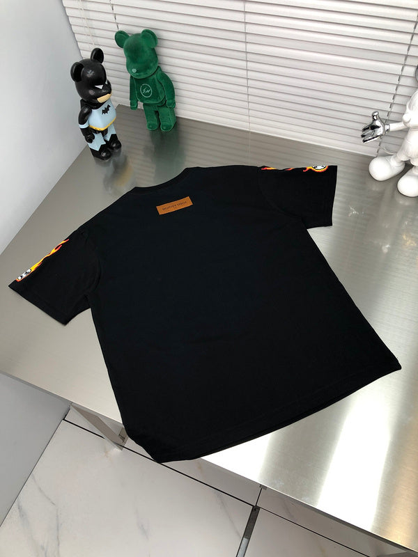 Front view of Louis Vuitton cotton t-shirt with logo-detail design