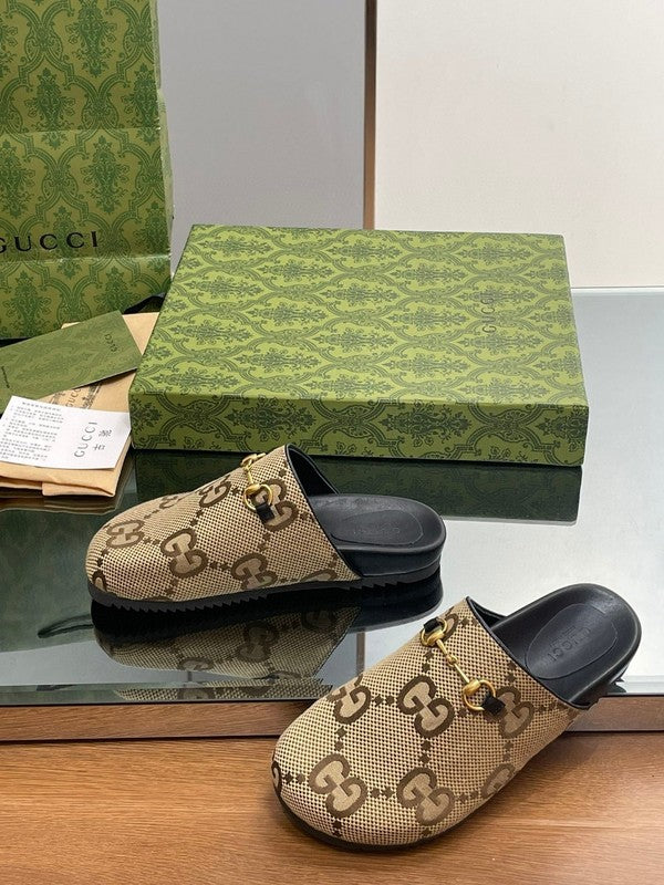 Gucci clean off-white luxury sneakers view 6 padded collar comfort