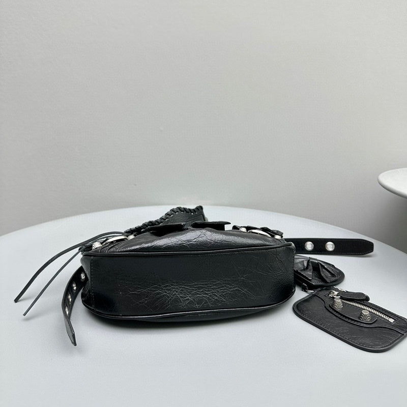 Zivas Charm Chic Craftsmanship Statement Handbag (Structured Everyday Essential) – Back View