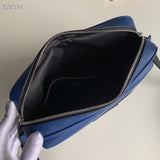 Handle and strap detail of statement everyday-luxe women's handbag – women's premium purse