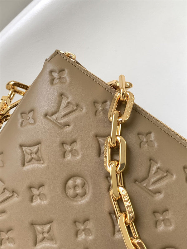  statement handbag detail view showing craftsmanship 8