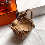  shoulder bag interior and compartment view 21