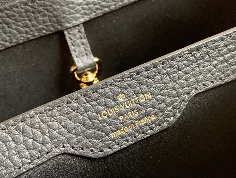  top-handle bag interior and compartment view 9