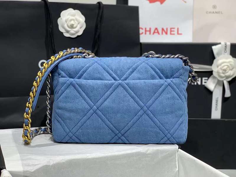 Zivas Charm Versatile Design Luxury Handbag (Signature Shape & Finish) – Close-Up Detail