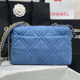 Zivas Charm Versatile Design Luxury Handbag (Signature Shape & Finish) – Close-Up Detail