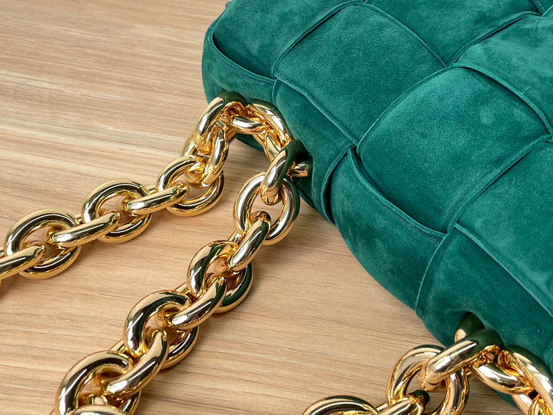 Refined Premium PU Leather Handbag - Smooth Faux-Leather Exterior | Women's Statement Accessory #1651 - hardware and detail close-up (image 5) of designer-inspired handbag