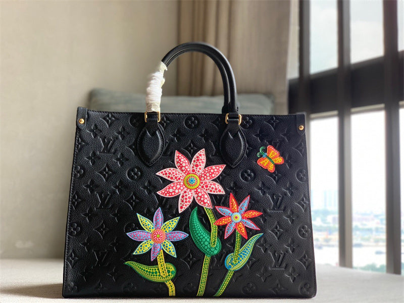  Modern satchel front view
