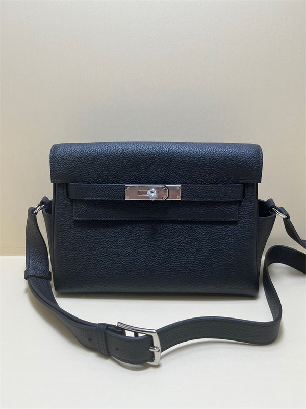  signature shoulder bag detail view showing craftsmanship
