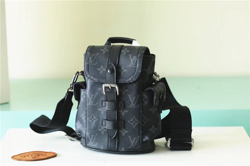  Elegant carryall bag front view 13