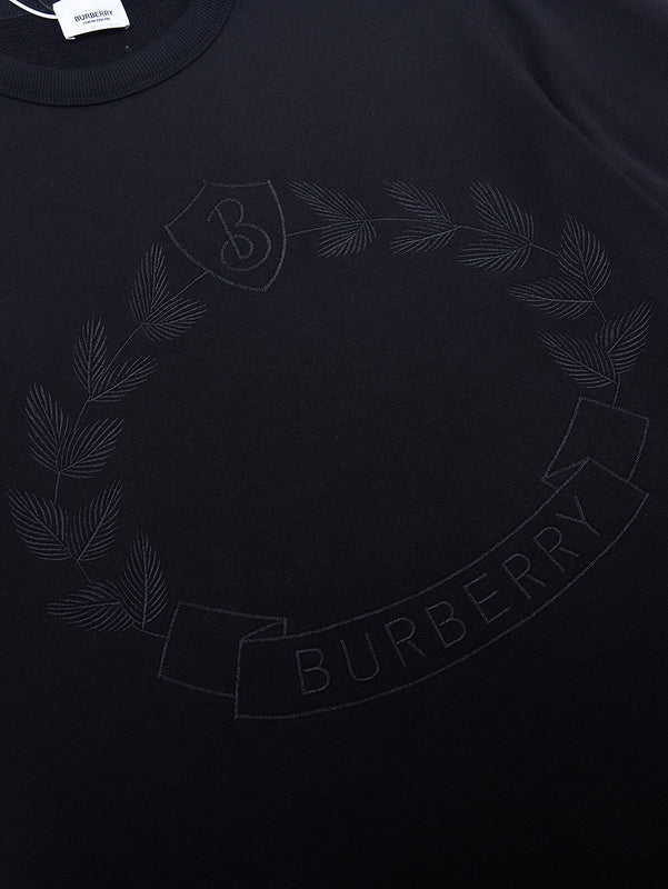 Full silhouette view of Burberry luxury piece style No.436