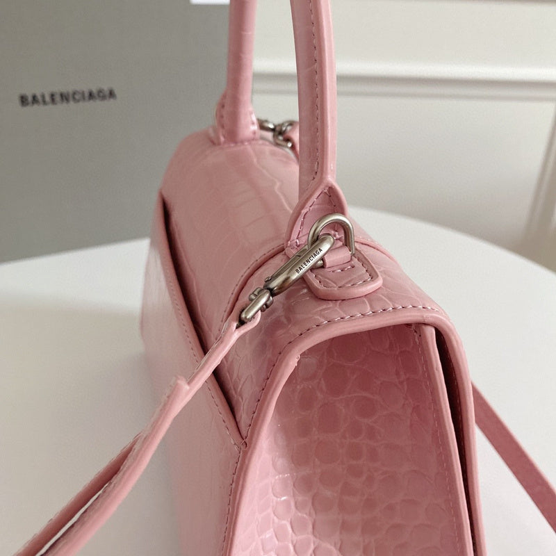 Zivas Charm Sleek Silhouette Premium Handbag (Designer-Inspired Craftsmanship) – Back View