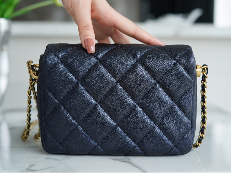  women's handbag, mid design, view 9