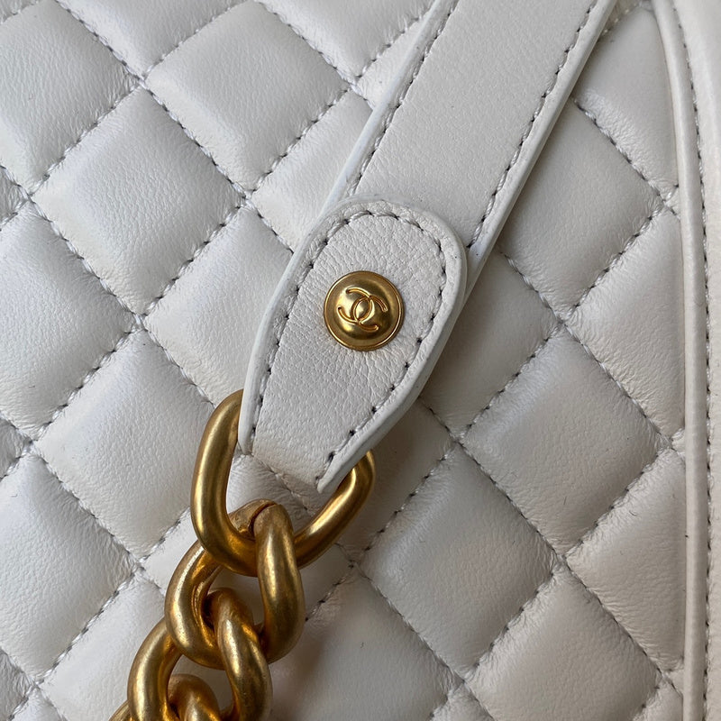  women's handbag, versatile design, view 2