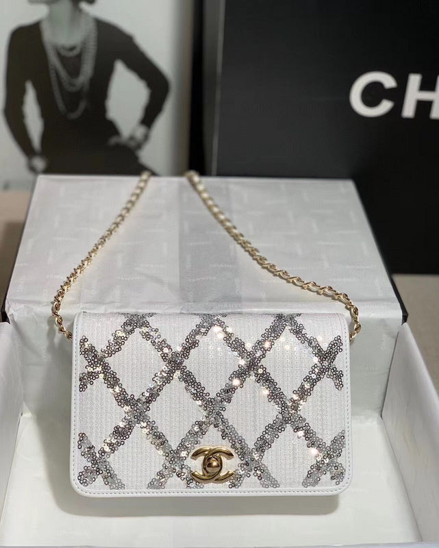  mid purse view 2