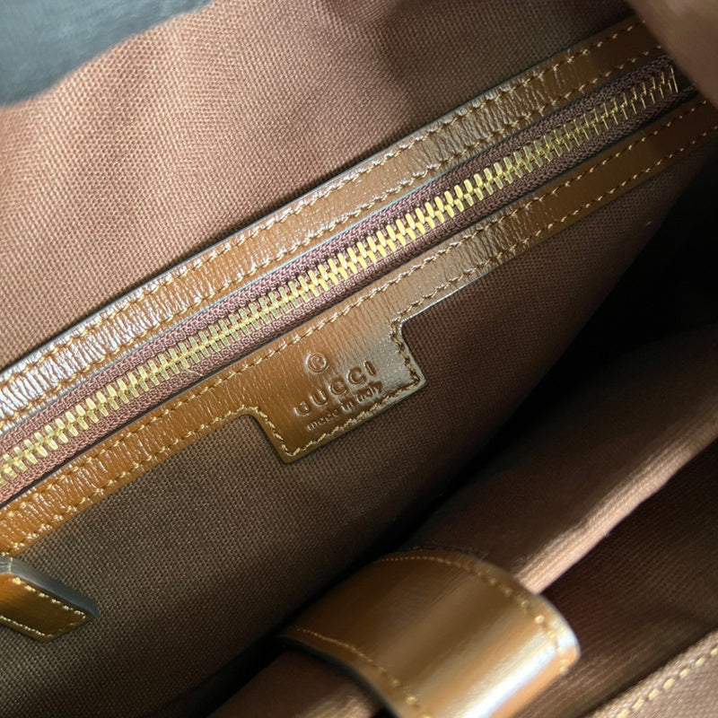 Side profile of premium sleek women's handbag – women's premium purse
