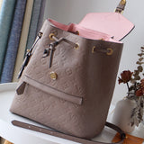 Side profile of everyday-luxe modern women's handbag – women's premium purse