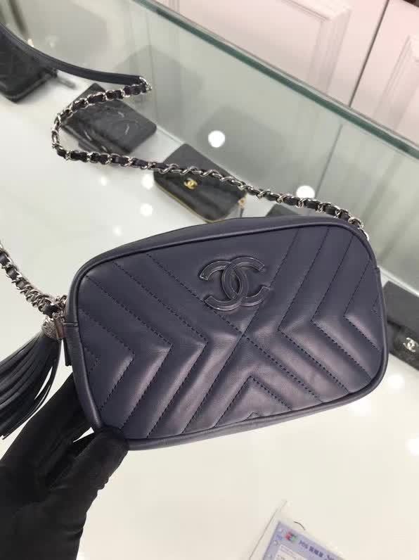 Zivas Charm Everyday Sophistication Fashion Handbag (Everyday Luxury Essential) – Detail View