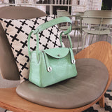 Elegant handbag carried on shoulder 10