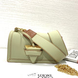 Ziva's Charm handbag – product shot (24.5cm*15cm*9cm)